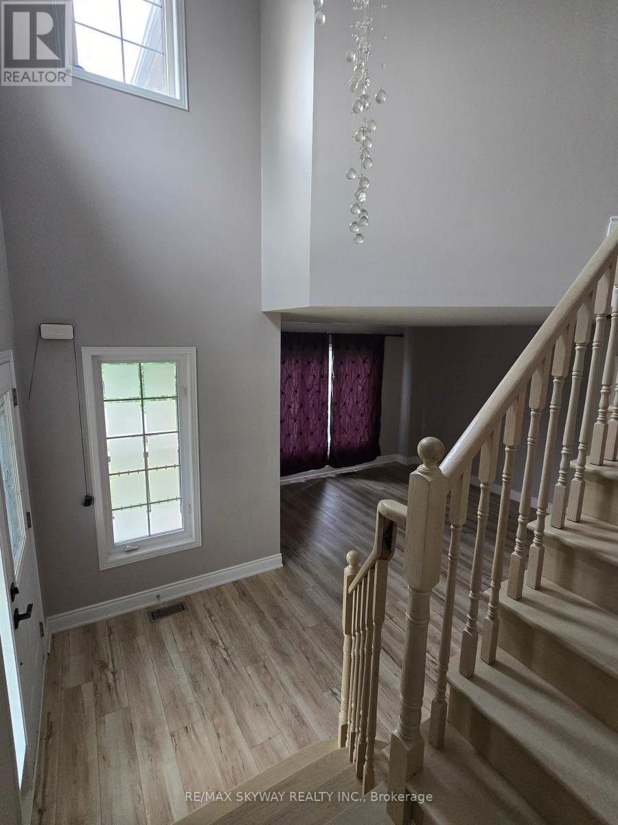 38 Egypt Drive, Brampton, Ontario  L6R 2V2 - Photo 18 - W13489110