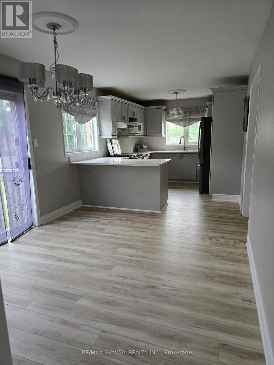 38 Egypt Drive, Brampton, Ontario  L6R 2V2 - Photo 26 - W13489110