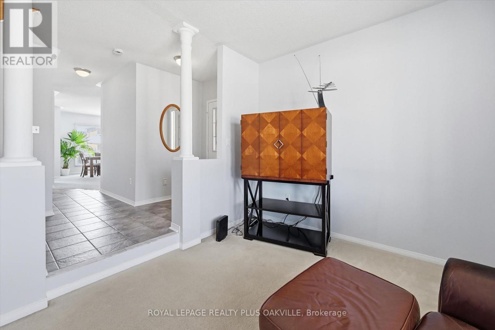 2150 Fourth Line, Oakville, Ontario  L6M 3T2 - Photo 7 - W13489164