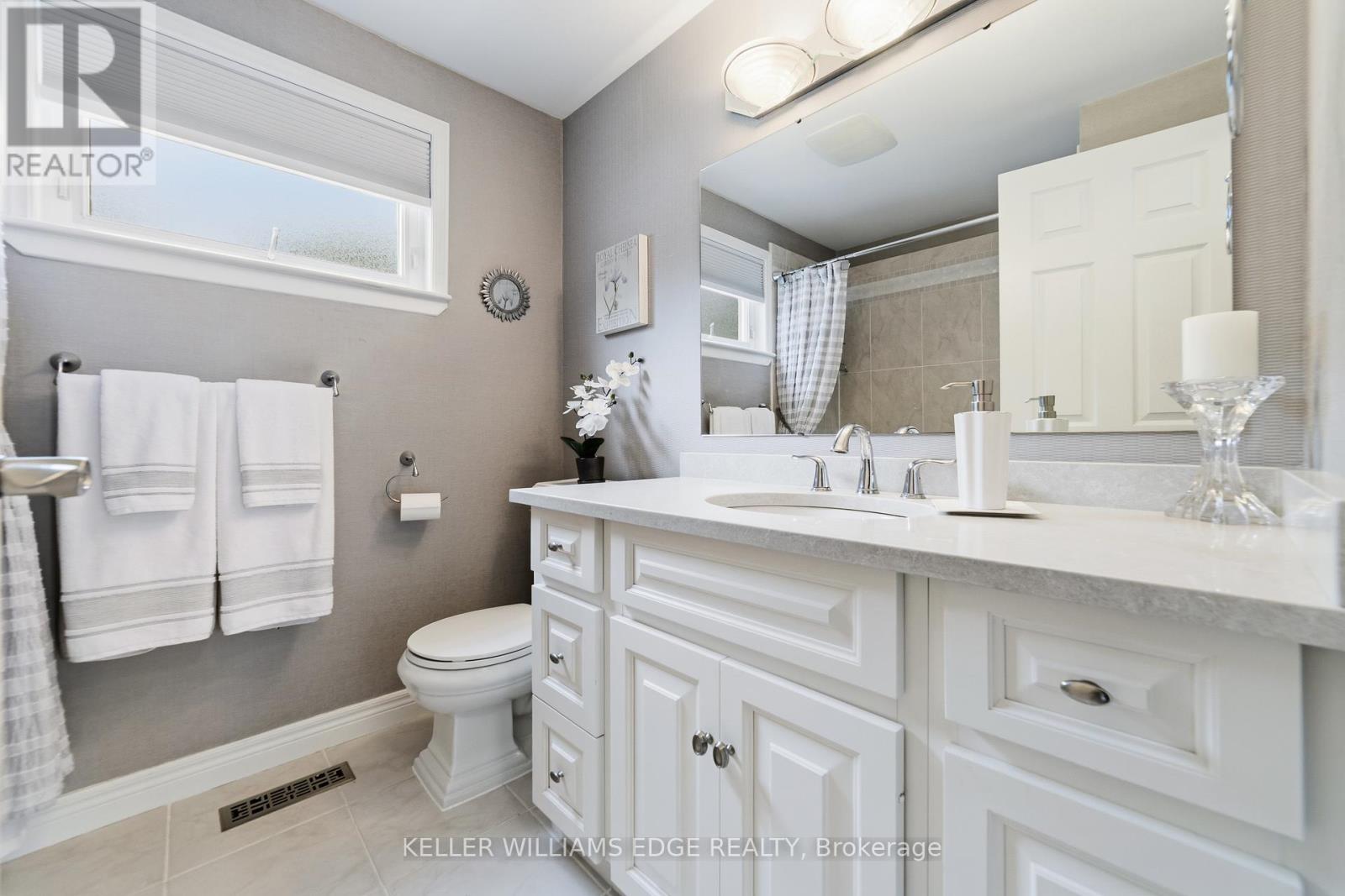 680 Lomond Crescent, Burlington, Ontario  L7L 2P1 - Photo 15 - W13489186