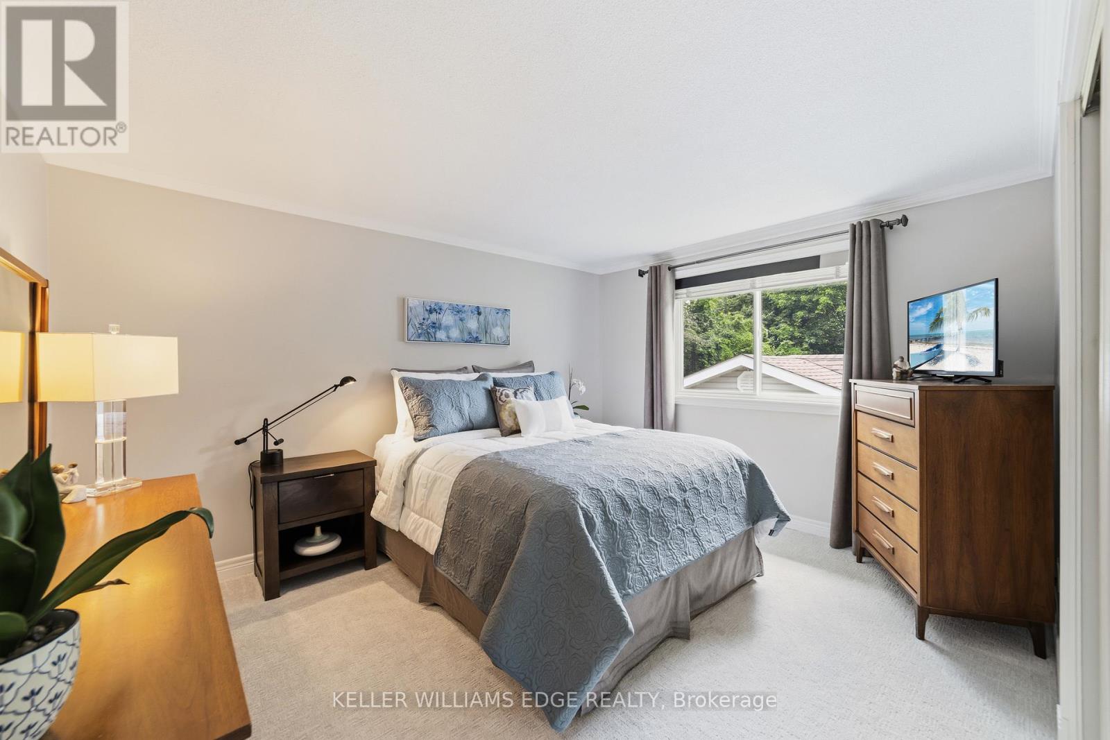 680 Lomond Crescent, Burlington, Ontario  L7L 2P1 - Photo 17 - W13489186