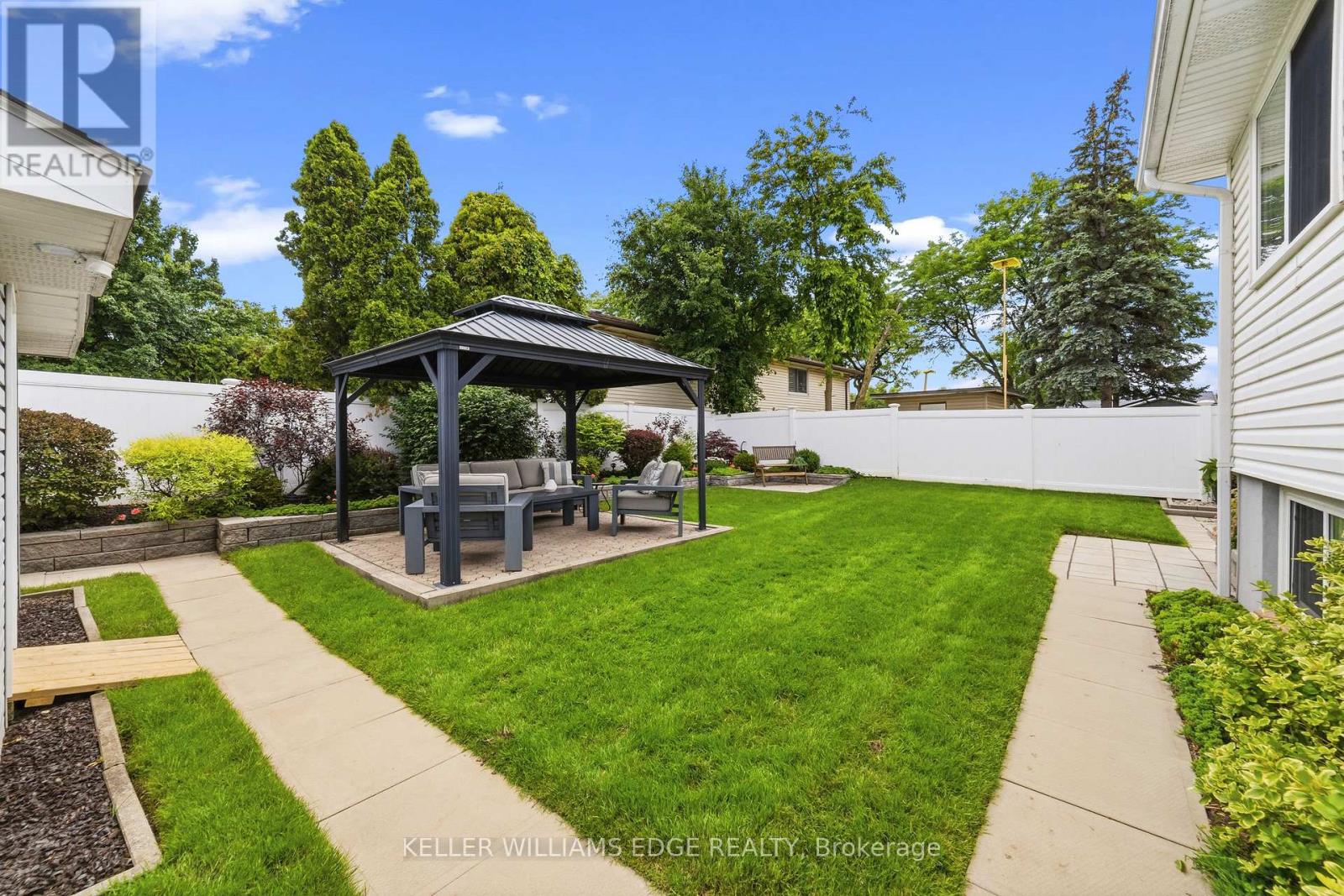 680 Lomond Crescent, Burlington, Ontario  L7L 2P1 - Photo 28 - W13489186
