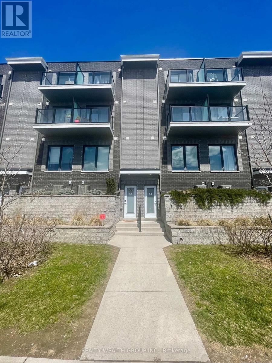 44 - 2059 WESTON ROAD, Toronto, Ontario