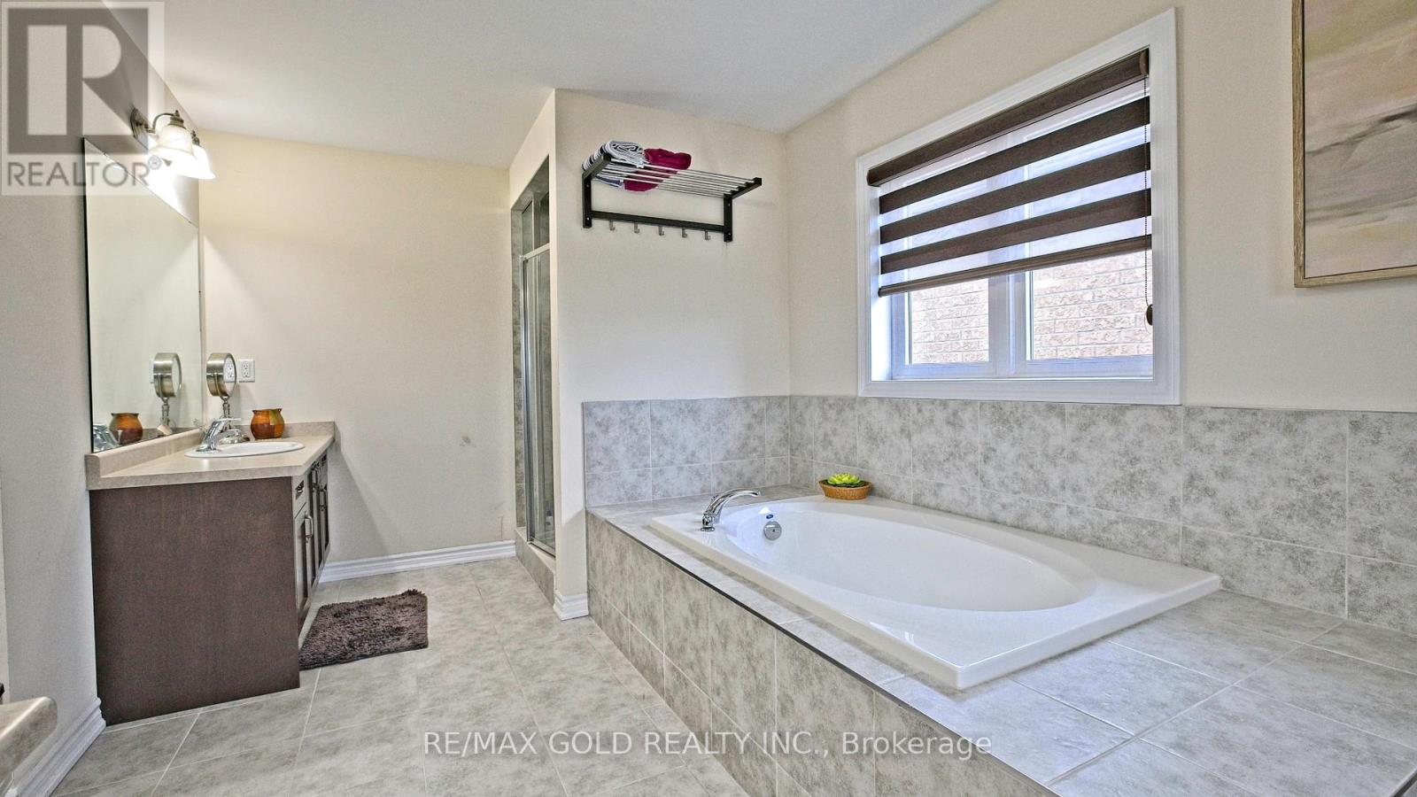 16 Action Drive, Brampton, Ontario  L7A 4X8 - Photo 27 - W13489456