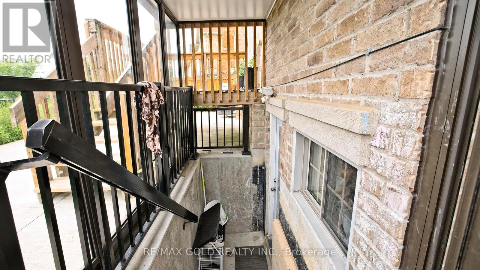 16 Action Drive, Brampton, Ontario  L7A 4X8 - Photo 38 - W13489456