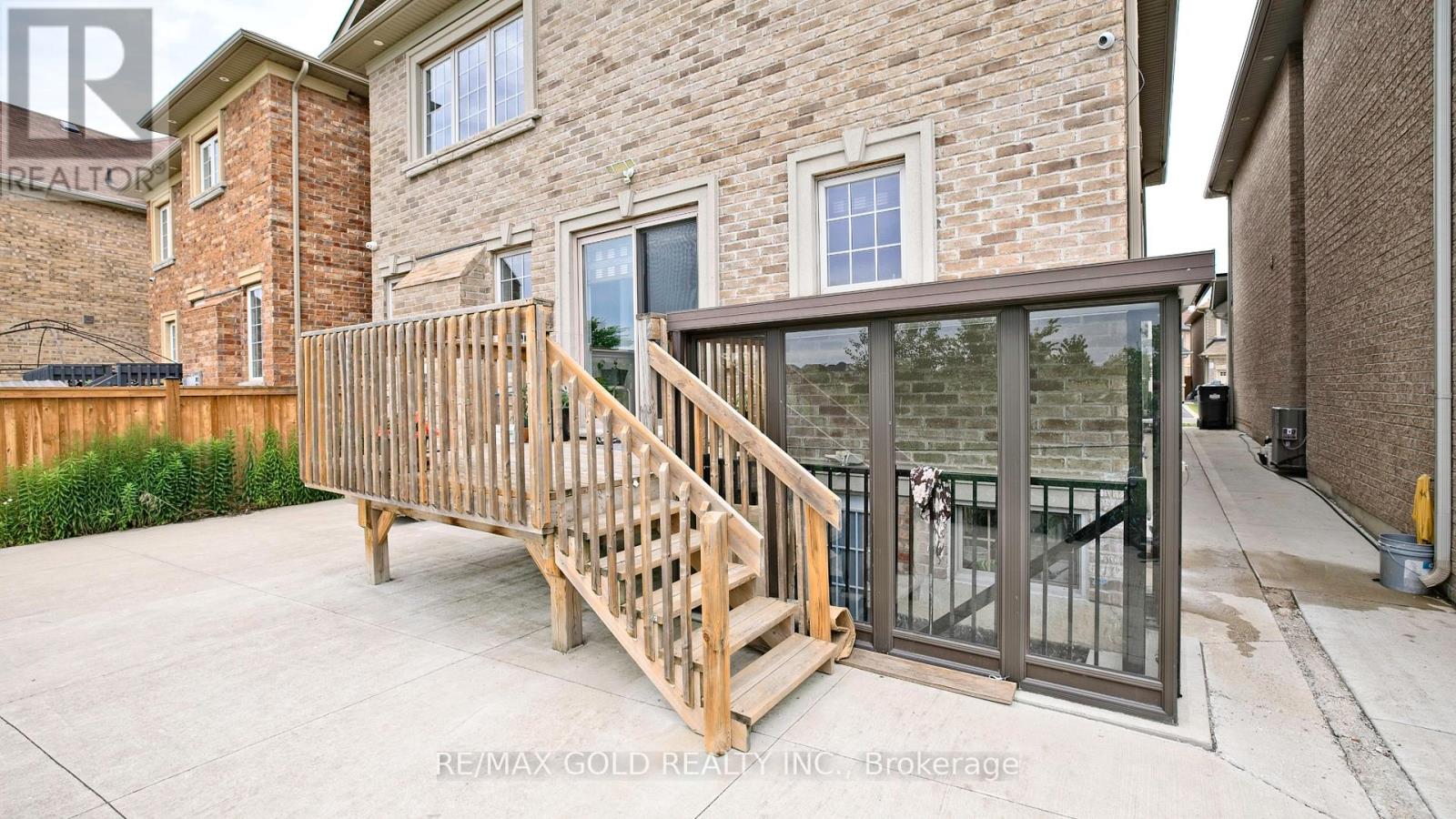 16 Action Drive, Brampton, Ontario  L7A 4X8 - Photo 44 - W13489456