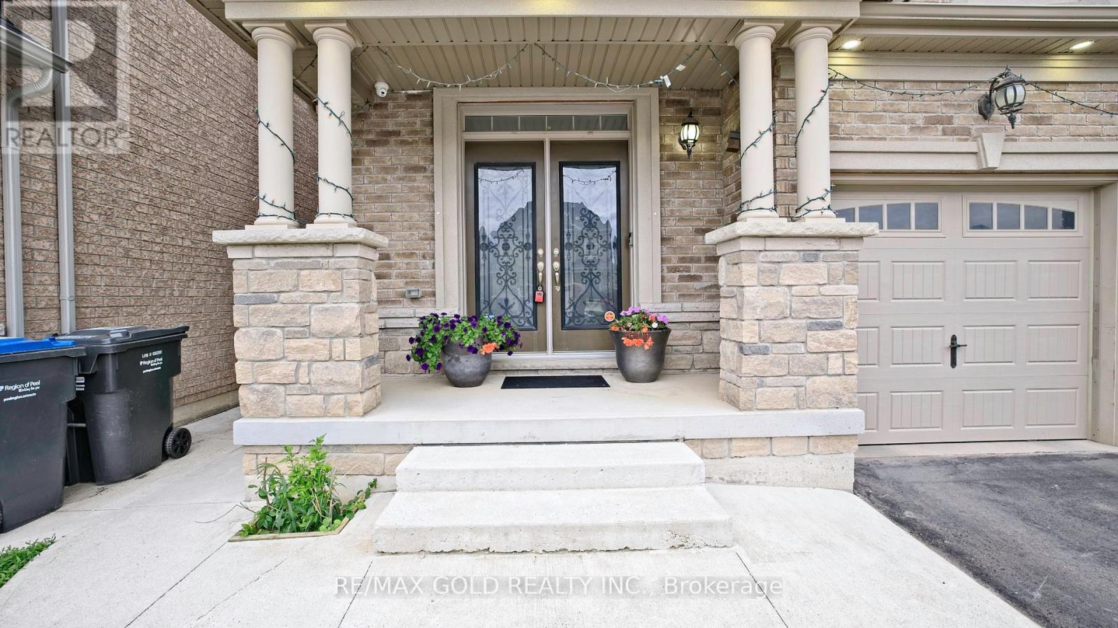 16 Action Drive, Brampton, Ontario  L7A 4X8 - Photo 5 - W13489456