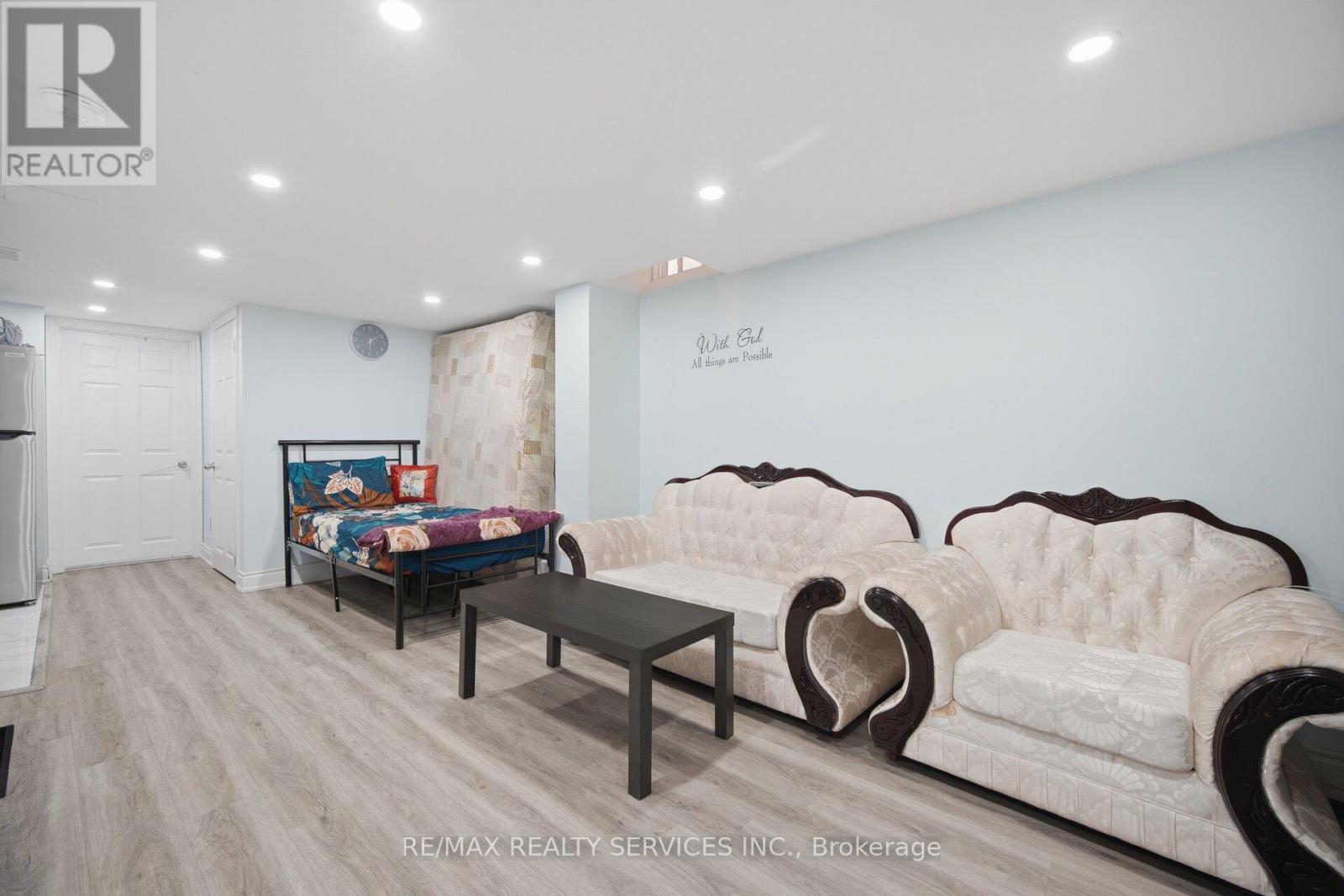 44 Brambirch Crescent, Brampton, Ontario  L7A 1V1 - Photo 33 - W13489472
