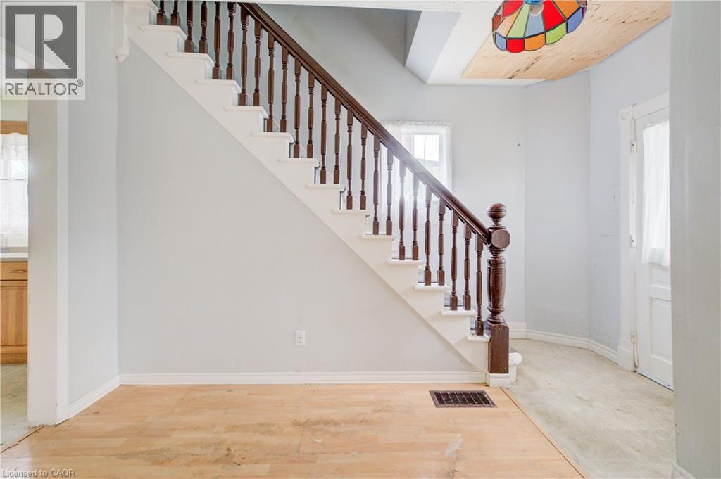 56 Agnes Street, Kitchener, Ontario  N2G 2E8 - Photo 6 - 40842867