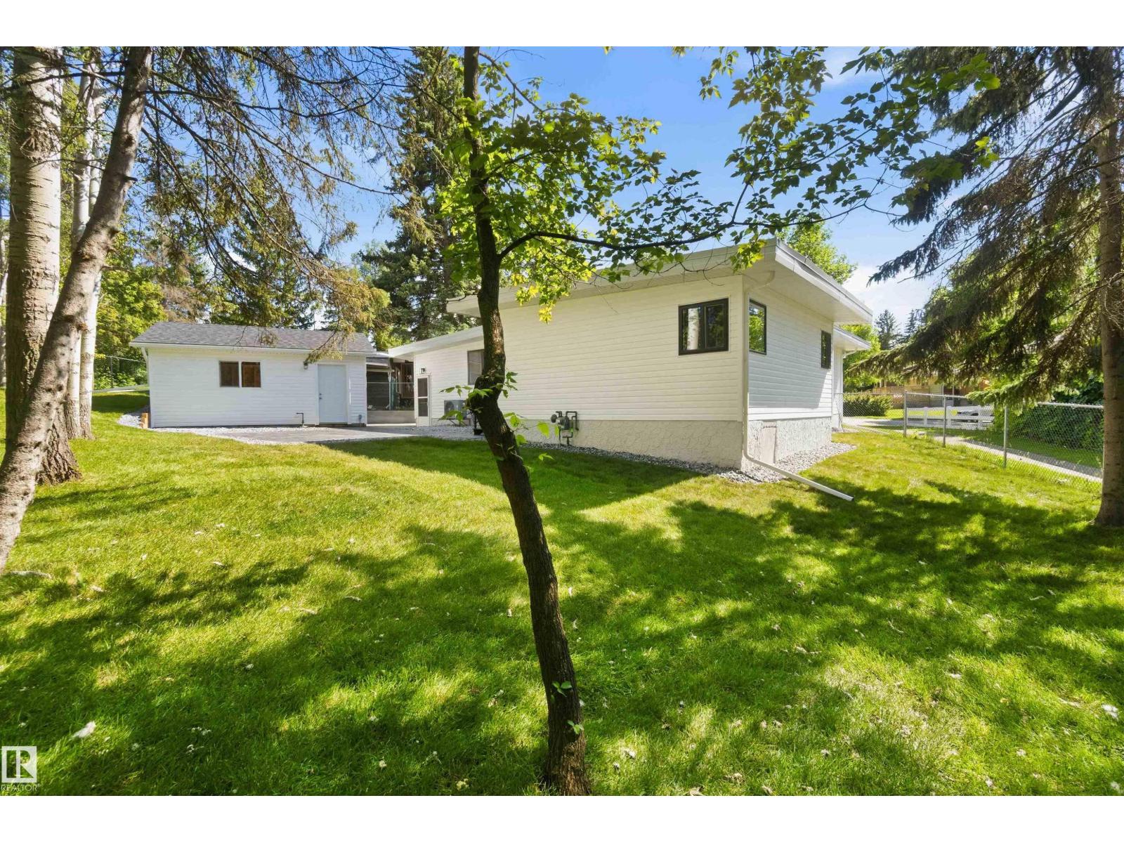 19 Greenbrier Cr, St. Albert, Alberta  T8N 1A2 - Photo 10 - E4495634