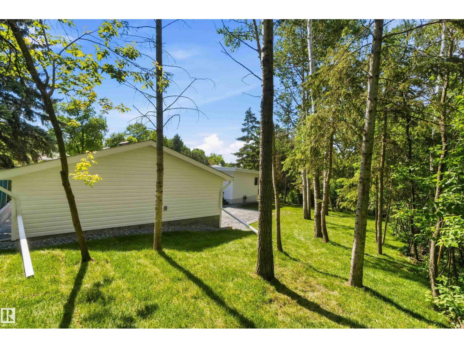19 Greenbrier Cr, St. Albert, Alberta  T8N 1A2 - Photo 11 - E4495634