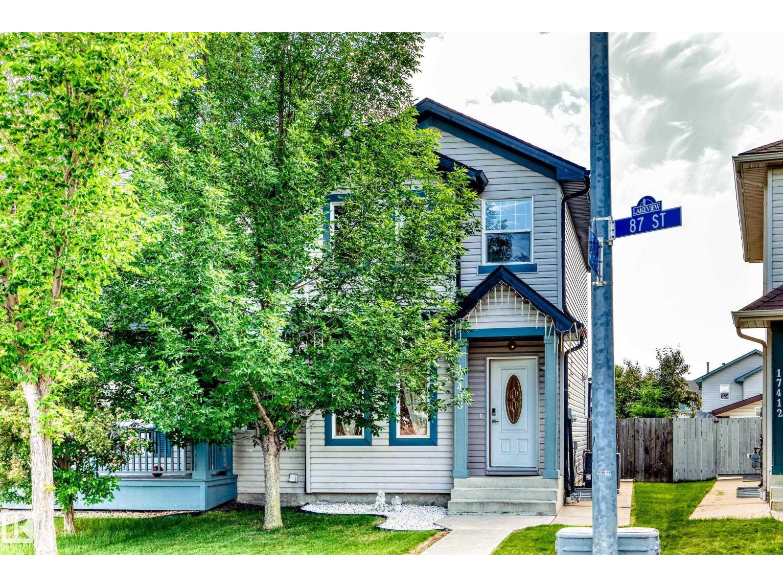 17408 87 St NW, Edmonton, Alberta  T5Z 3Z3 - Photo 2 - E4495639