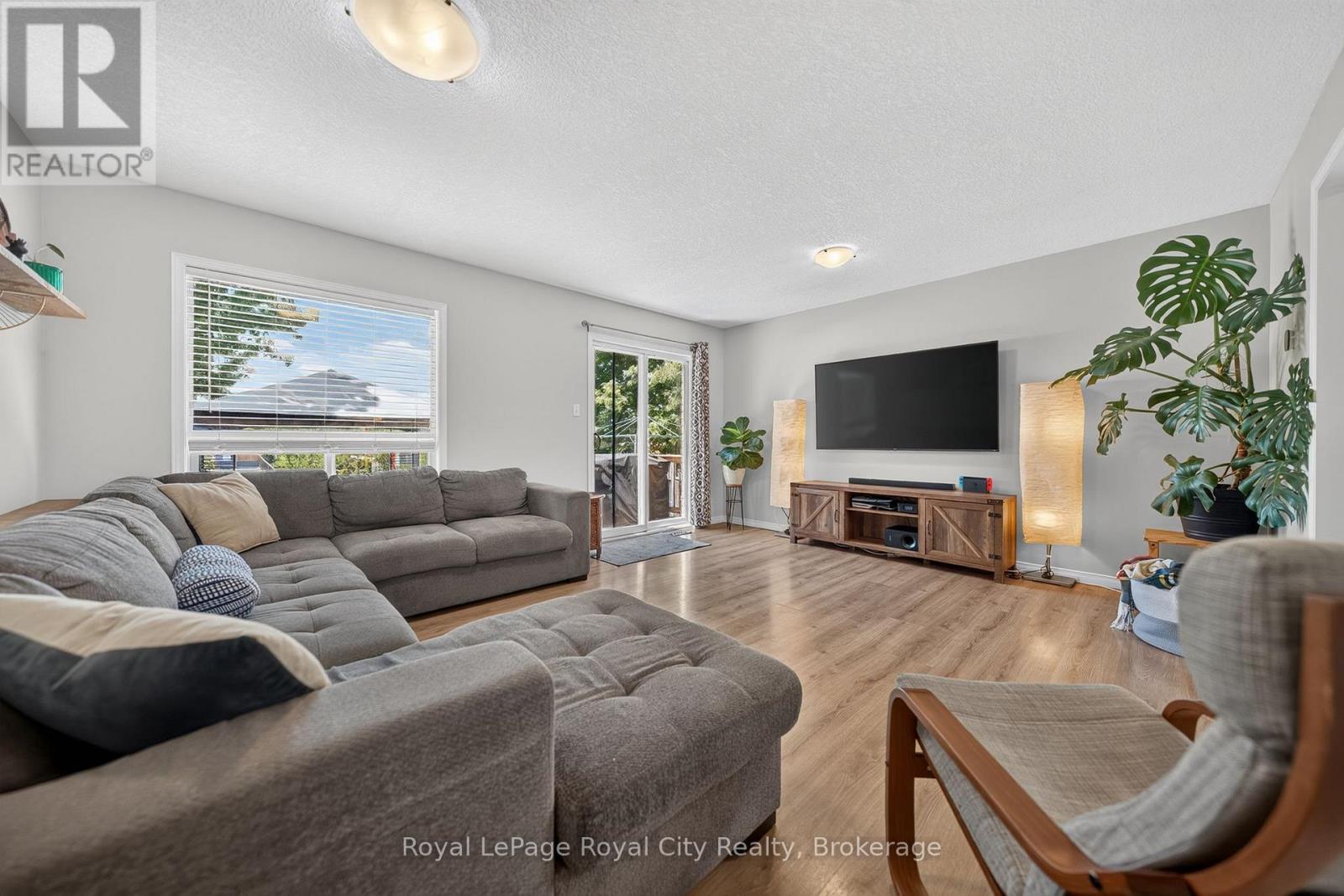 218 Severn Drive, Guelph, Ontario  N1E 0C7 - Photo 11 - X13489770