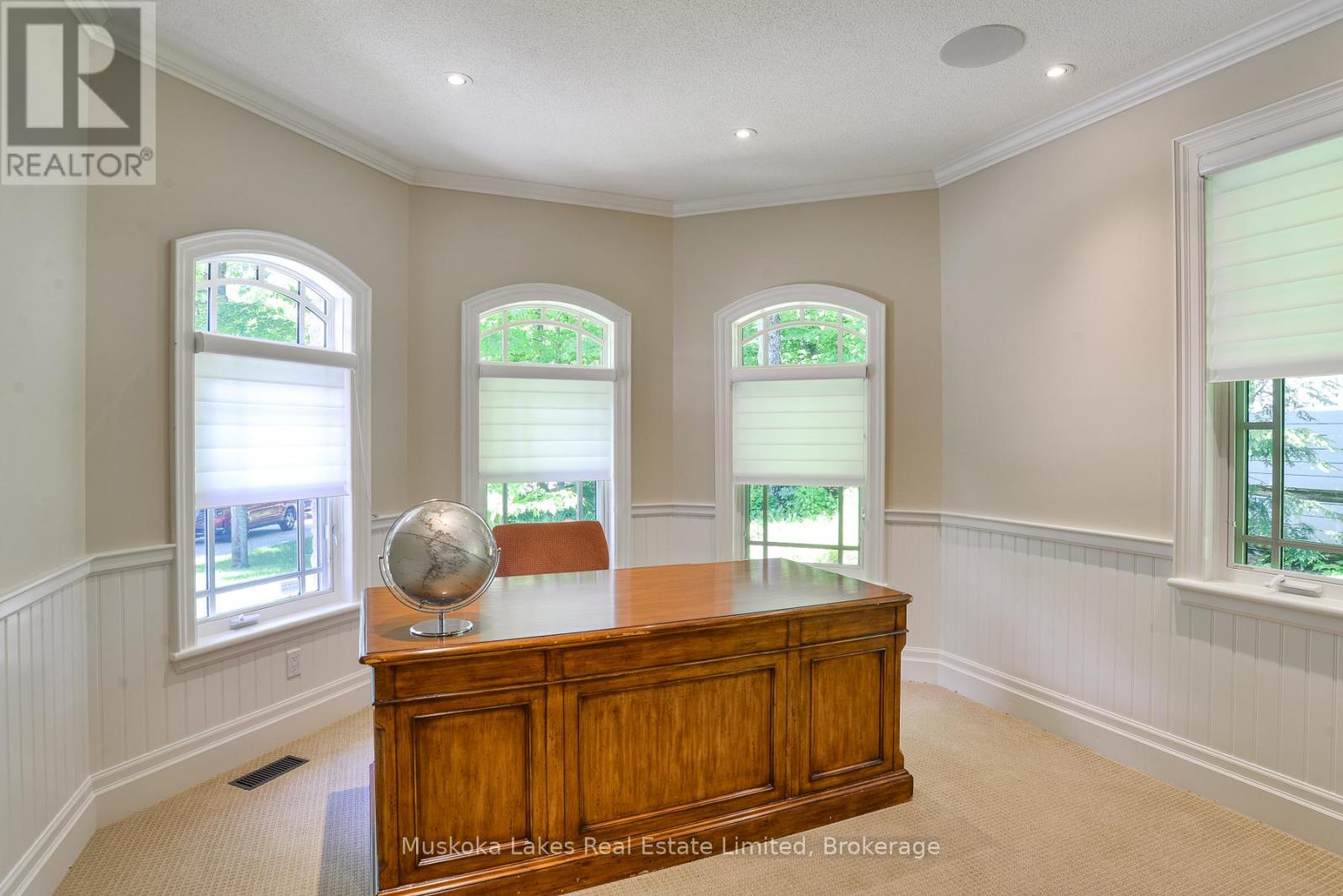 44 Estate Drive, Muskoka Lakes (Medora), Ontario  P0B 1J0 - Photo 17 - X13489860