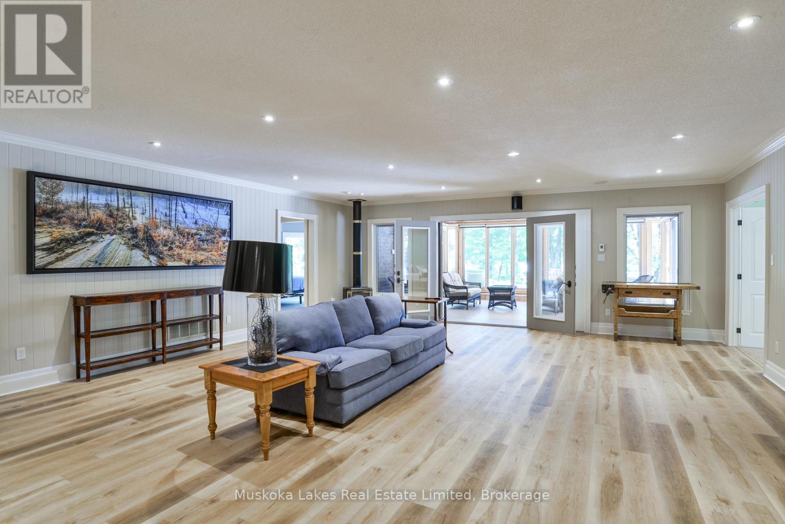 44 Estate Drive, Muskoka Lakes (Medora), Ontario  P0B 1J0 - Photo 20 - X13489860