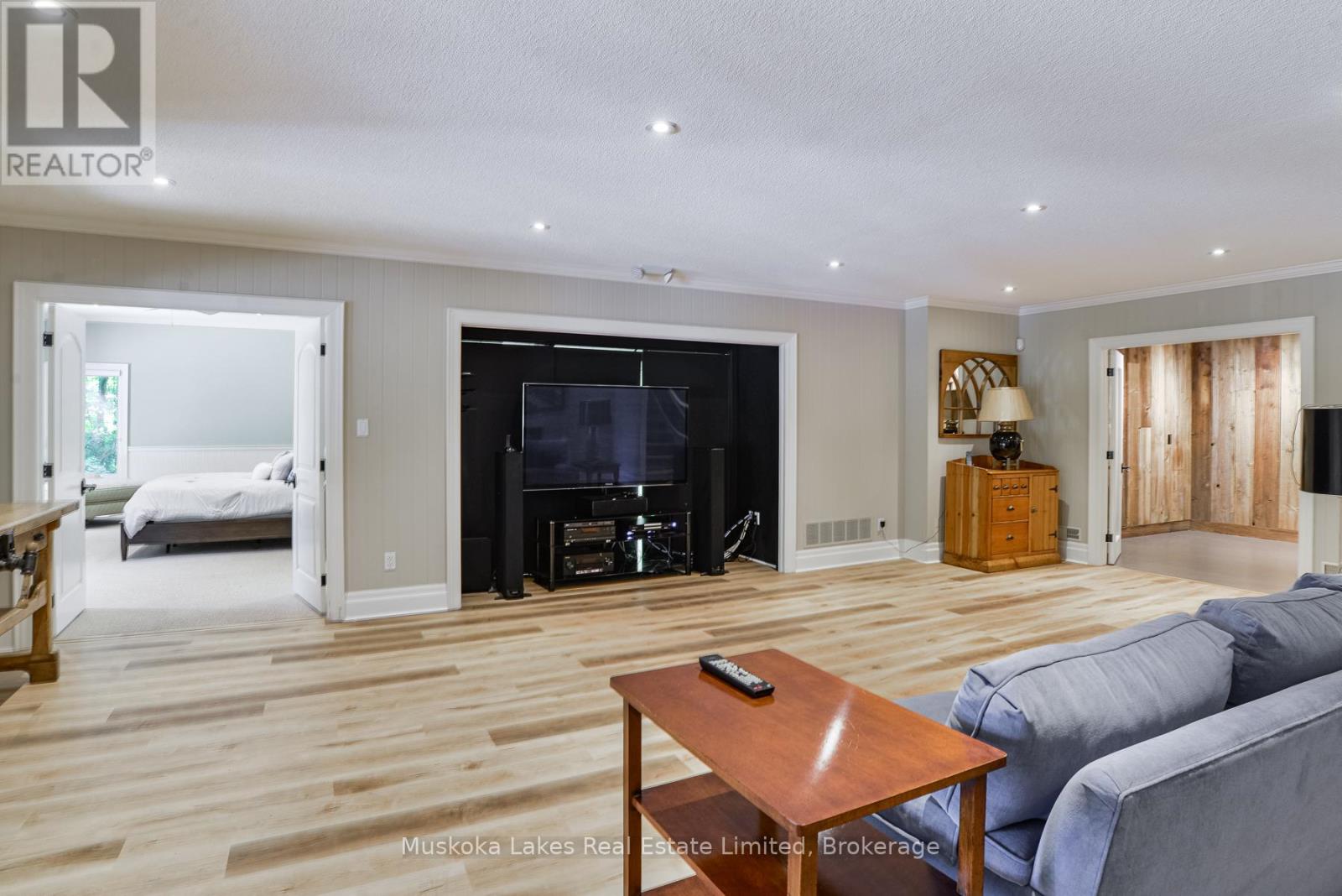 44 Estate Drive, Muskoka Lakes (Medora), Ontario  P0B 1J0 - Photo 21 - X13489860