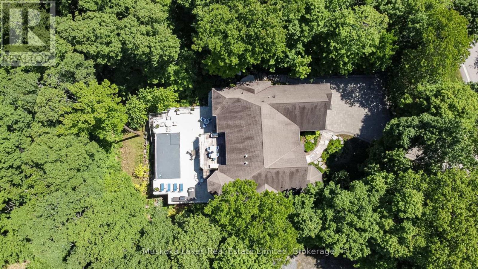 44 Estate Drive, Muskoka Lakes (Medora), Ontario  P0B 1J0 - Photo 33 - X13489860