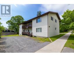 98 GIBSON STREET, Parry Sound, Ontario