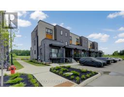 14 - 235 CHAPEL HILL DRIVE, Kitchener, Ontario