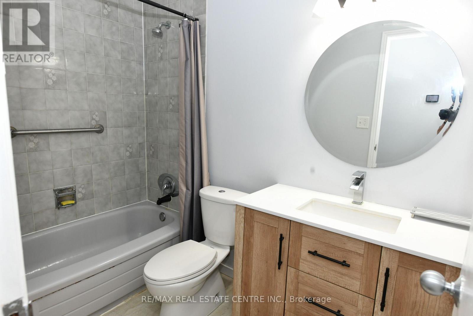5 Harmony Court, Cambridge, Ontario  N1R 7T3 - Photo 3 - X13488142