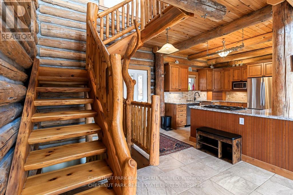 1068 Rattlesnake Road, Dysart Et Al, Ontario  K0M 1S0 - Photo 18 - X13488384