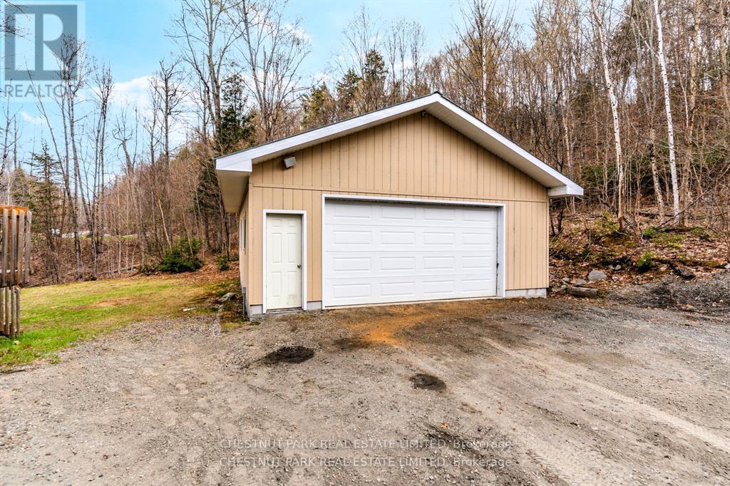 1068 Rattlesnake Road, Dysart Et Al, Ontario  K0M 1S0 - Photo 31 - X13488384