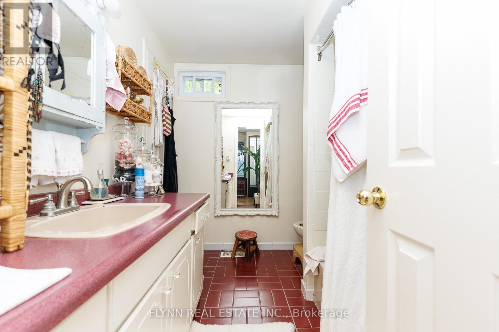 33 Adel Drive, St. Catharines, Ontario  L2M 6N3 - Photo 17 - X13488542