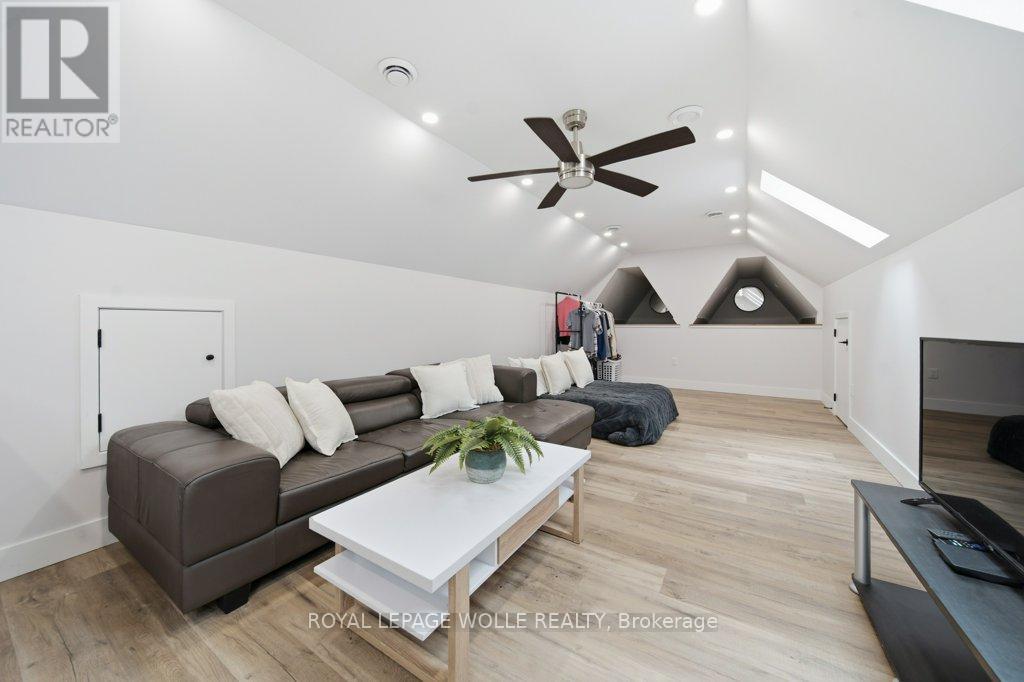 2229 Herrgott Road, Wellesley, Ontario  N0B 2M0 - Photo 41 - X13488742