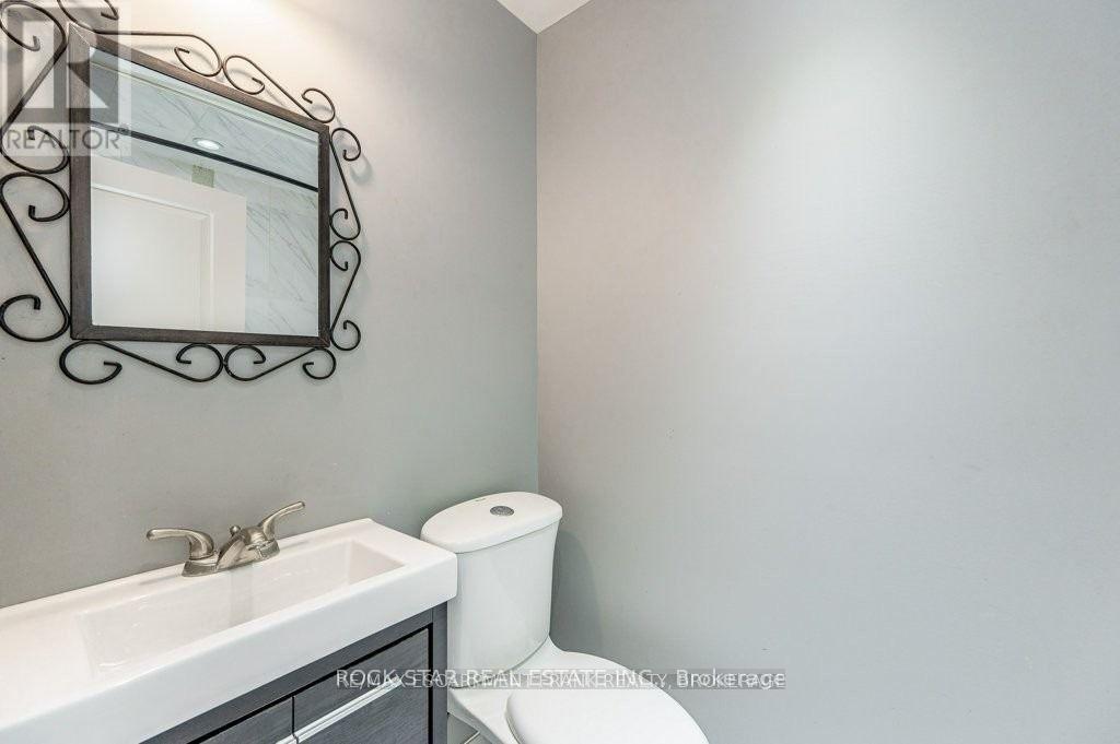 Upper - 11 Aterno Drive, Hamilton, Ontario  L9C 5S4 - Photo 17 - X13488892