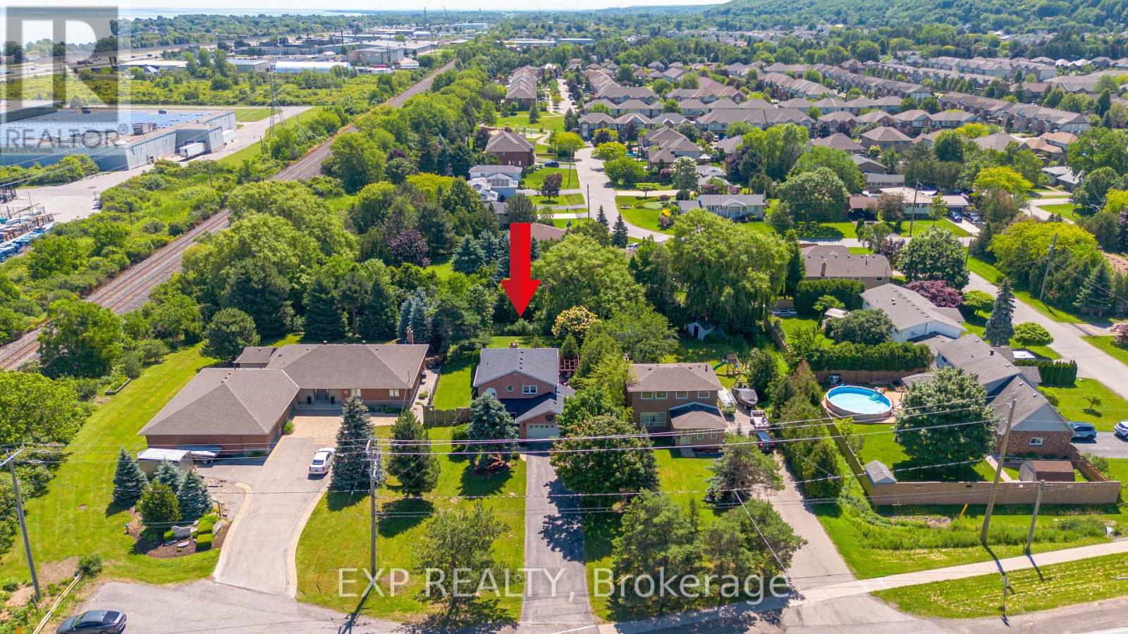 66 Casablanca Boulevard, Grimsby, Ontario  L3M 4S7 - Photo 2 - X13489016