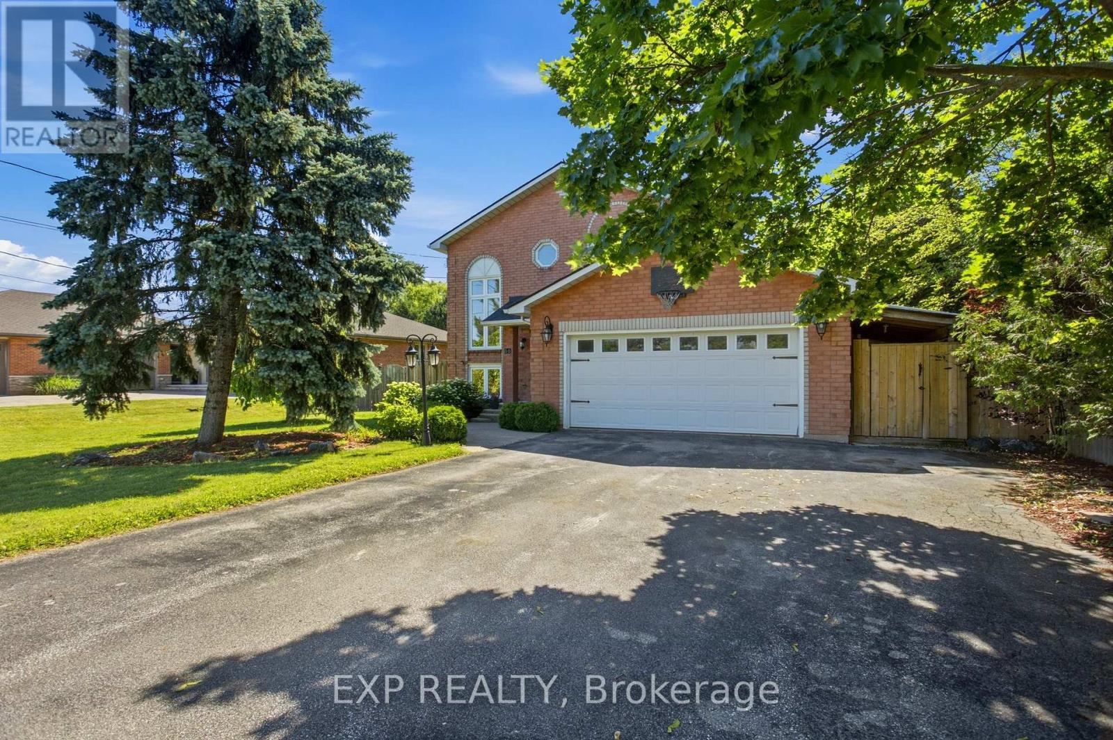 66 Casablanca Boulevard, Grimsby, Ontario  L3M 4S7 - Photo 3 - X13489016