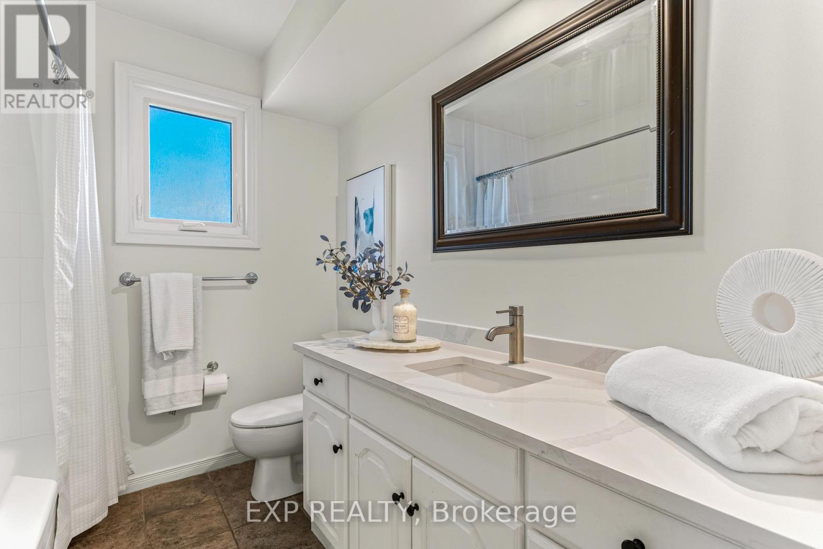 66 Casablanca Boulevard, Grimsby, Ontario  L3M 4S7 - Photo 30 - X13489016