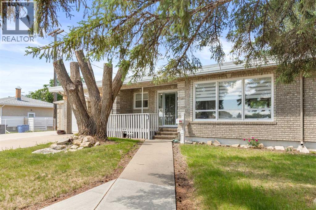 890 Hargrave Way NW, medicine hat, Alberta