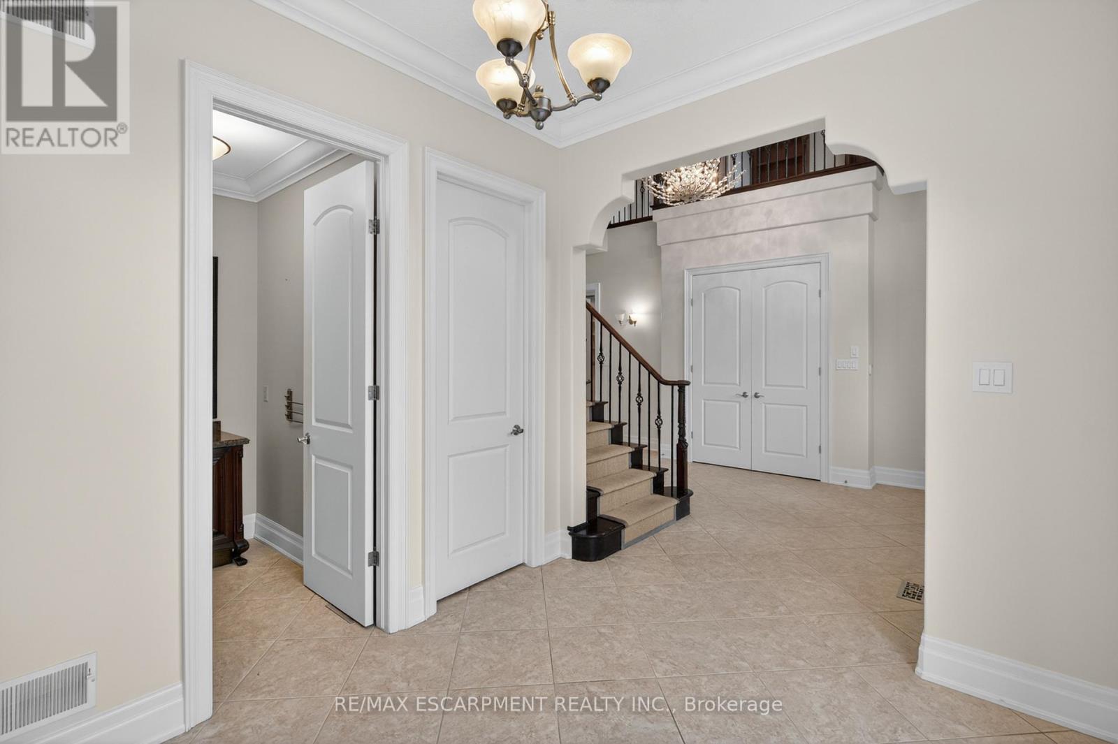803 Ridge Road, Hamilton, Ontario  L8J 2Y3 - Photo 10 - X13489180