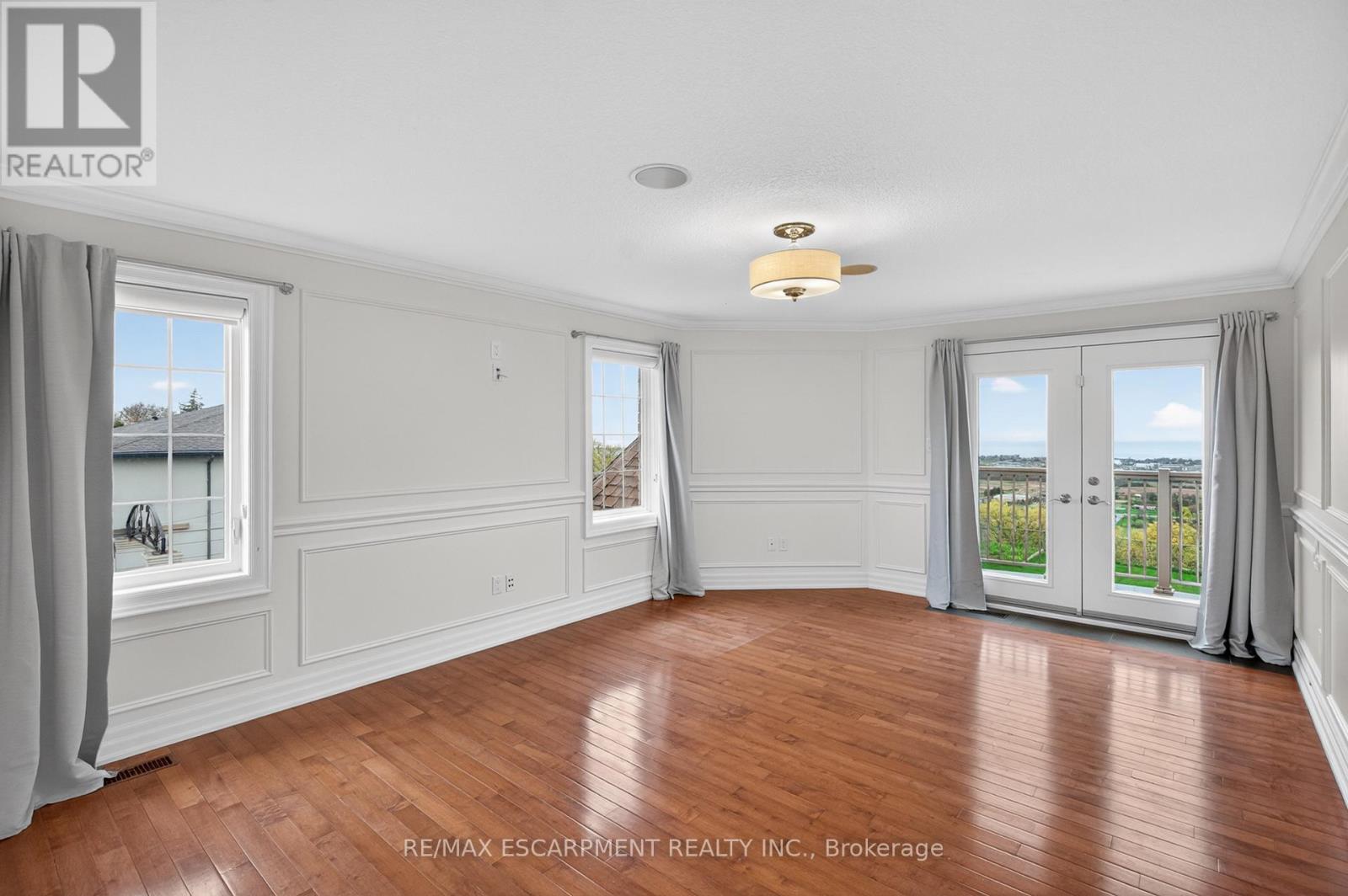 803 Ridge Road, Hamilton, Ontario  L8J 2Y3 - Photo 37 - X13489180