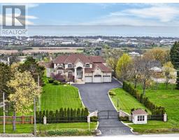 803 RIDGE ROAD, Hamilton, Ontario