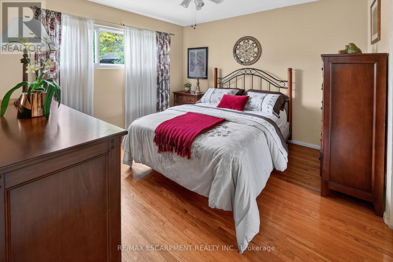 10 Helga Court, Hamilton, Ontario  L8V 3K2 - Photo 17 - X13489230