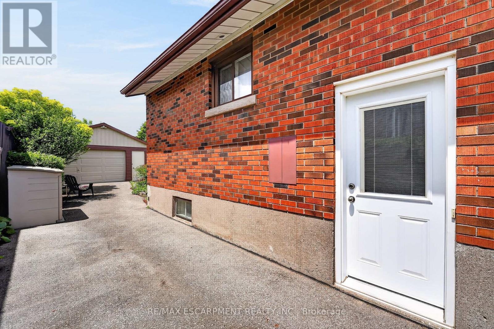 10 Helga Court, Hamilton, Ontario  L8V 3K2 - Photo 34 - X13489230