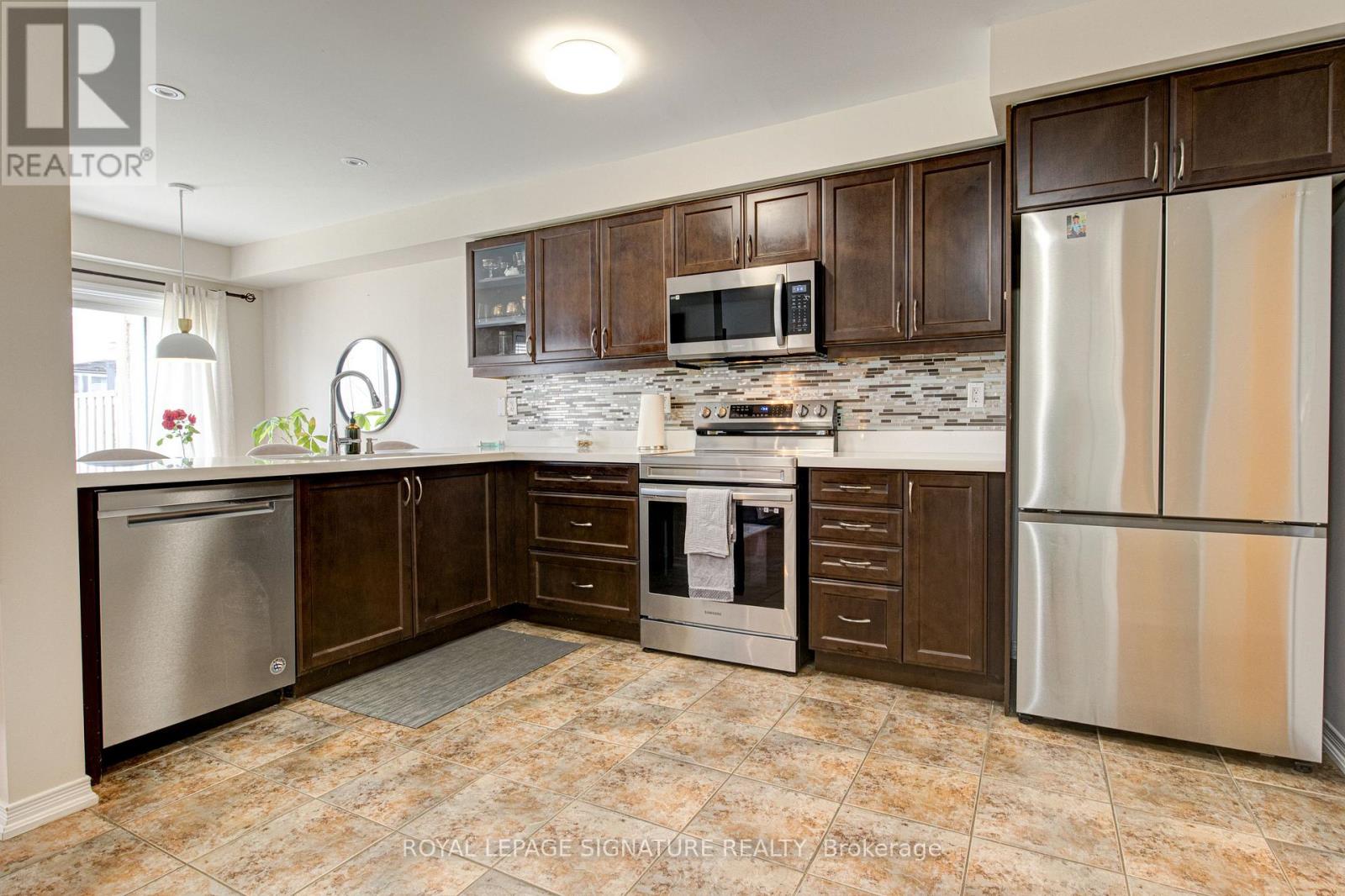 39 Trowbridge Street, Woolwich, Ontario  N0B 1M0 - Photo 8 - X13489298