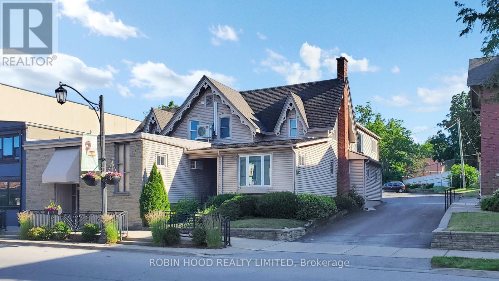 14 - 4998 KING STREET, Lincoln, Ontario