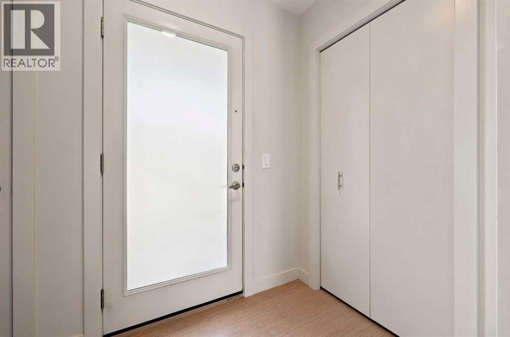 105 Bow Grove NW, Calgary, Alberta  T3B 6E8 - Photo 2 - A2323560