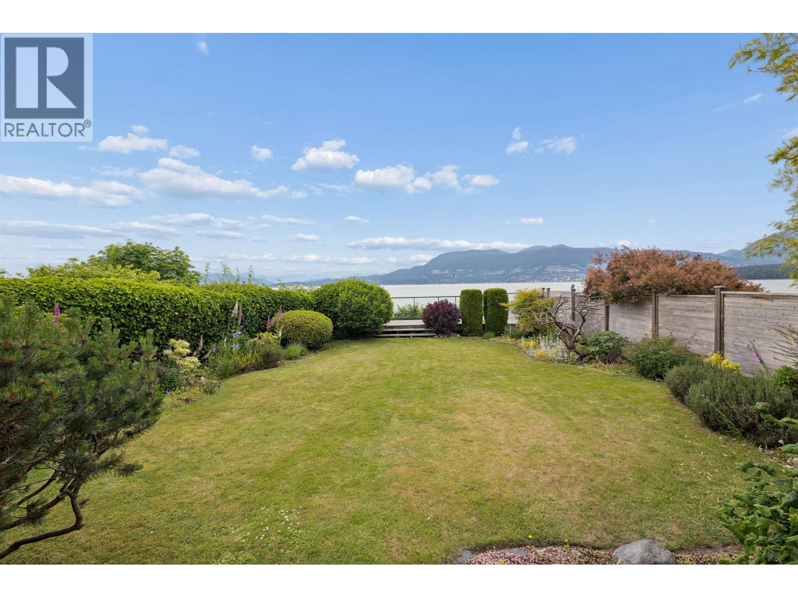 2651 Point Grey Road, Vancouver, British Columbia  V6K 1A4 - Photo 36 - R3133831