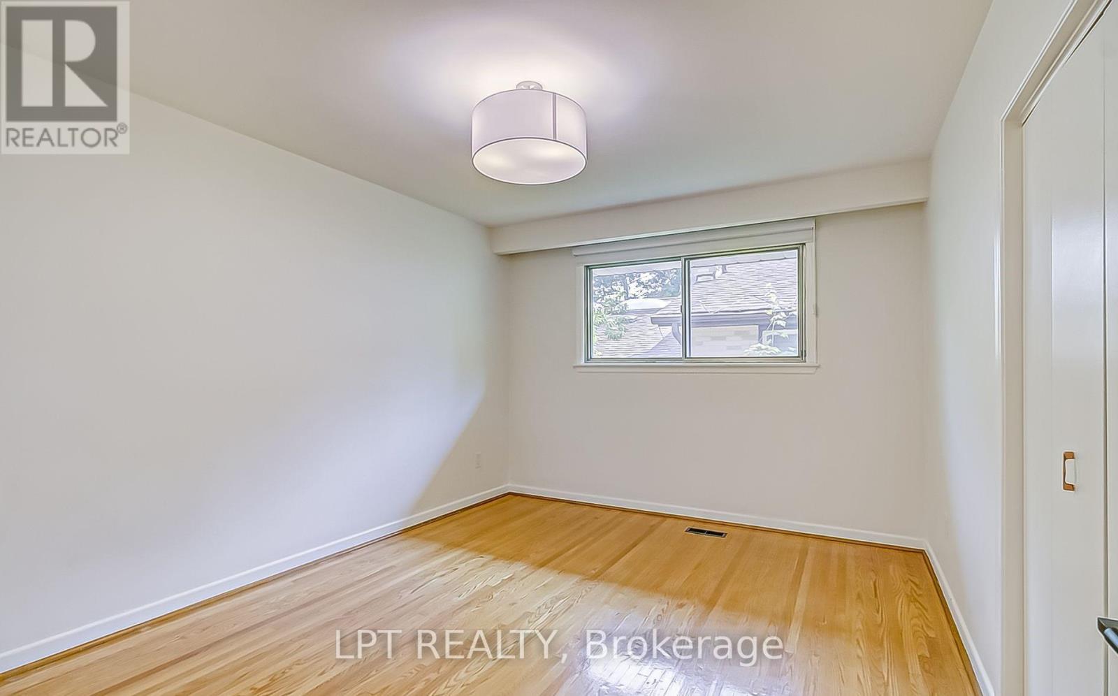 47 Waterloo Avenue, Toronto, Ontario  M3H 3Y1 - Photo 17 - C13489570
