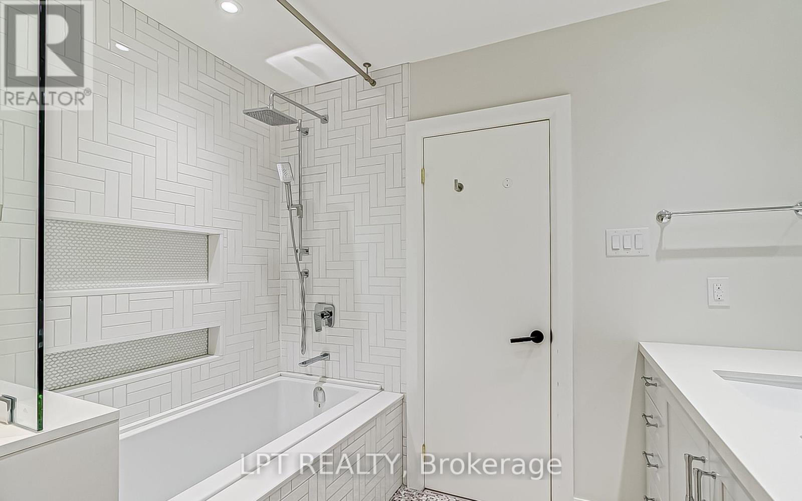 47 Waterloo Avenue, Toronto, Ontario  M3H 3Y1 - Photo 20 - C13489570