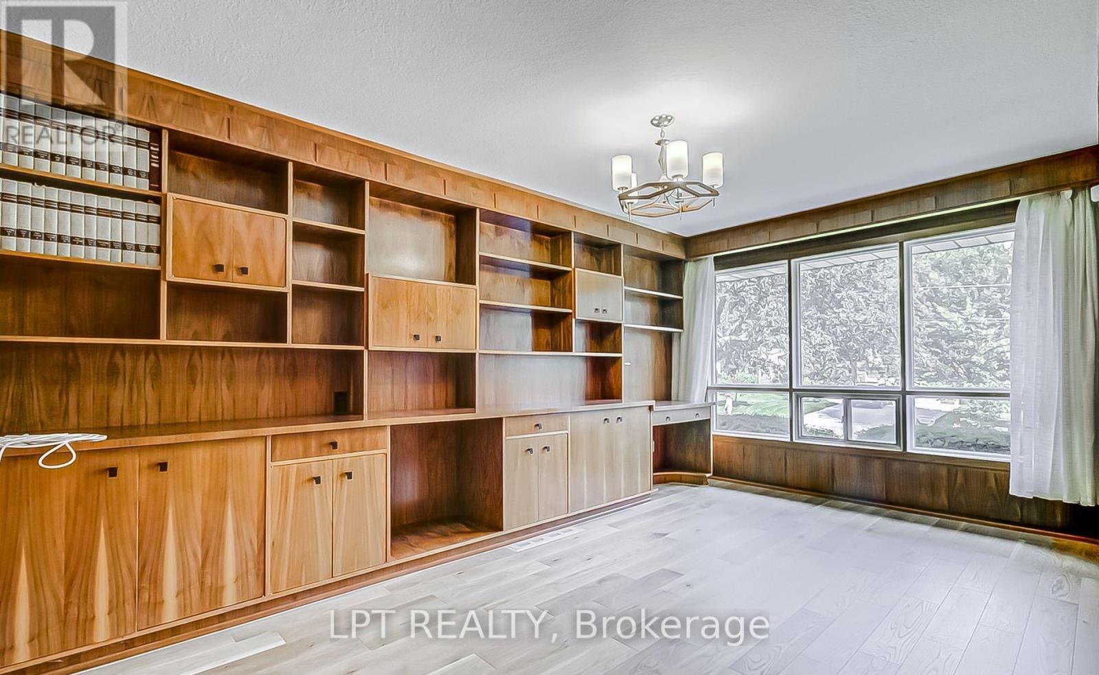 47 Waterloo Avenue, Toronto, Ontario  M3H 3Y1 - Photo 8 - C13489570