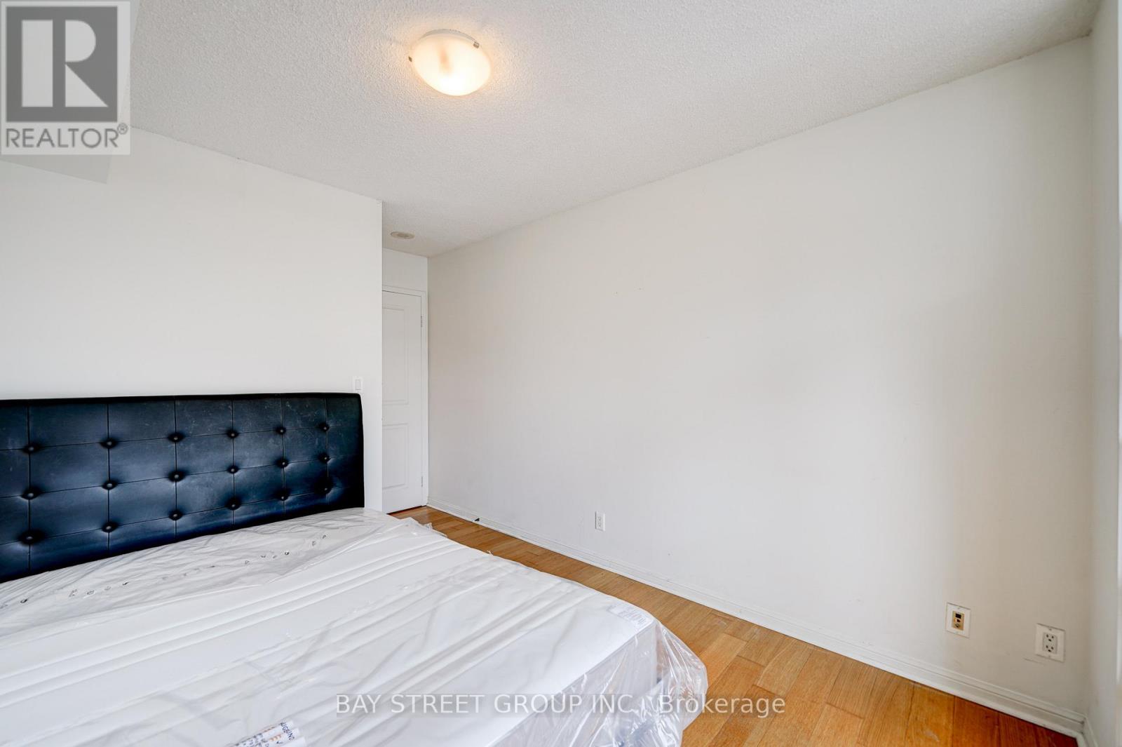 810 - 11 St Joseph Street, Toronto, Ontario  M4Y 3G4 - Photo 23 - C13489662