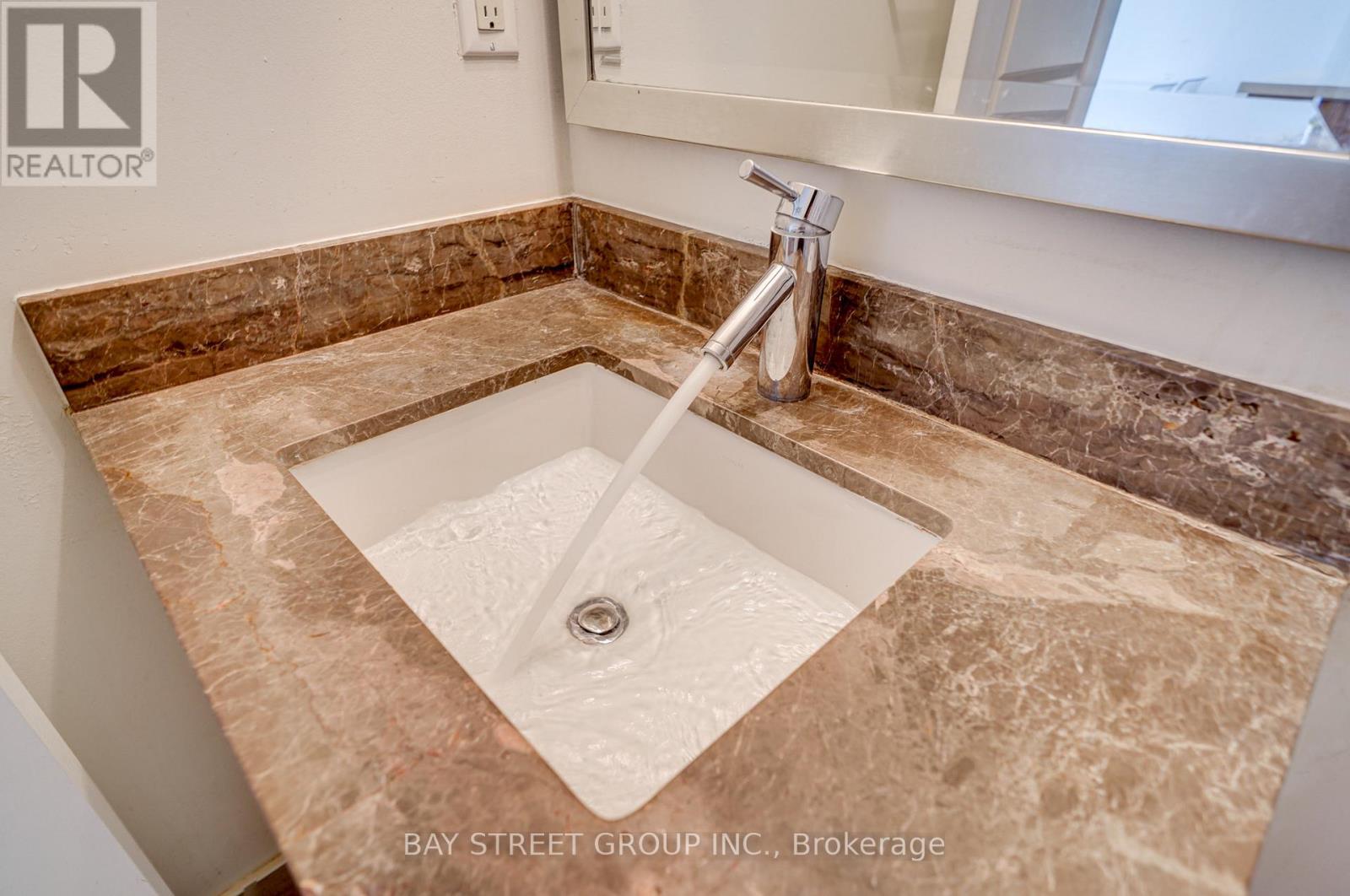 810 - 11 St Joseph Street, Toronto, Ontario  M4Y 3G4 - Photo 26 - C13489662