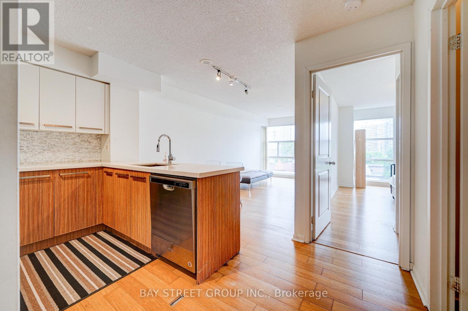 810 - 11 St Joseph Street, Toronto, Ontario  M4Y 3G4 - Photo 8 - C13489662