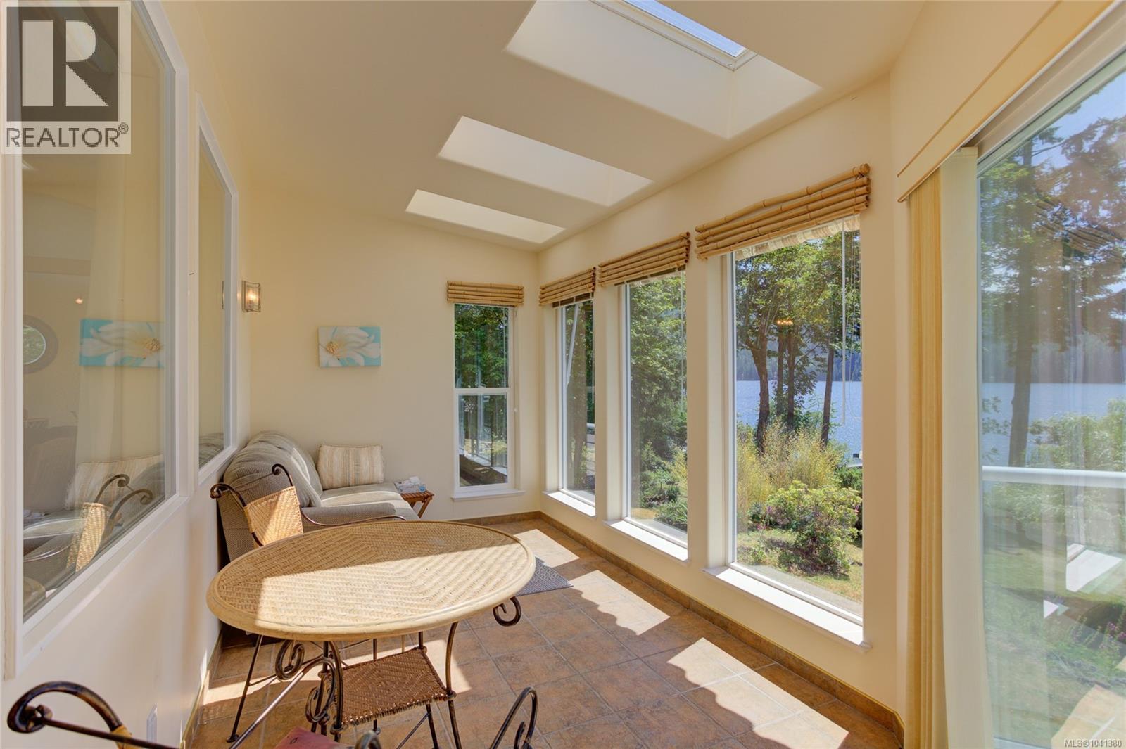 10164 Youbou Rd, Youbou, British Columbia  V0R 3E1 - Photo 14 - 1041380