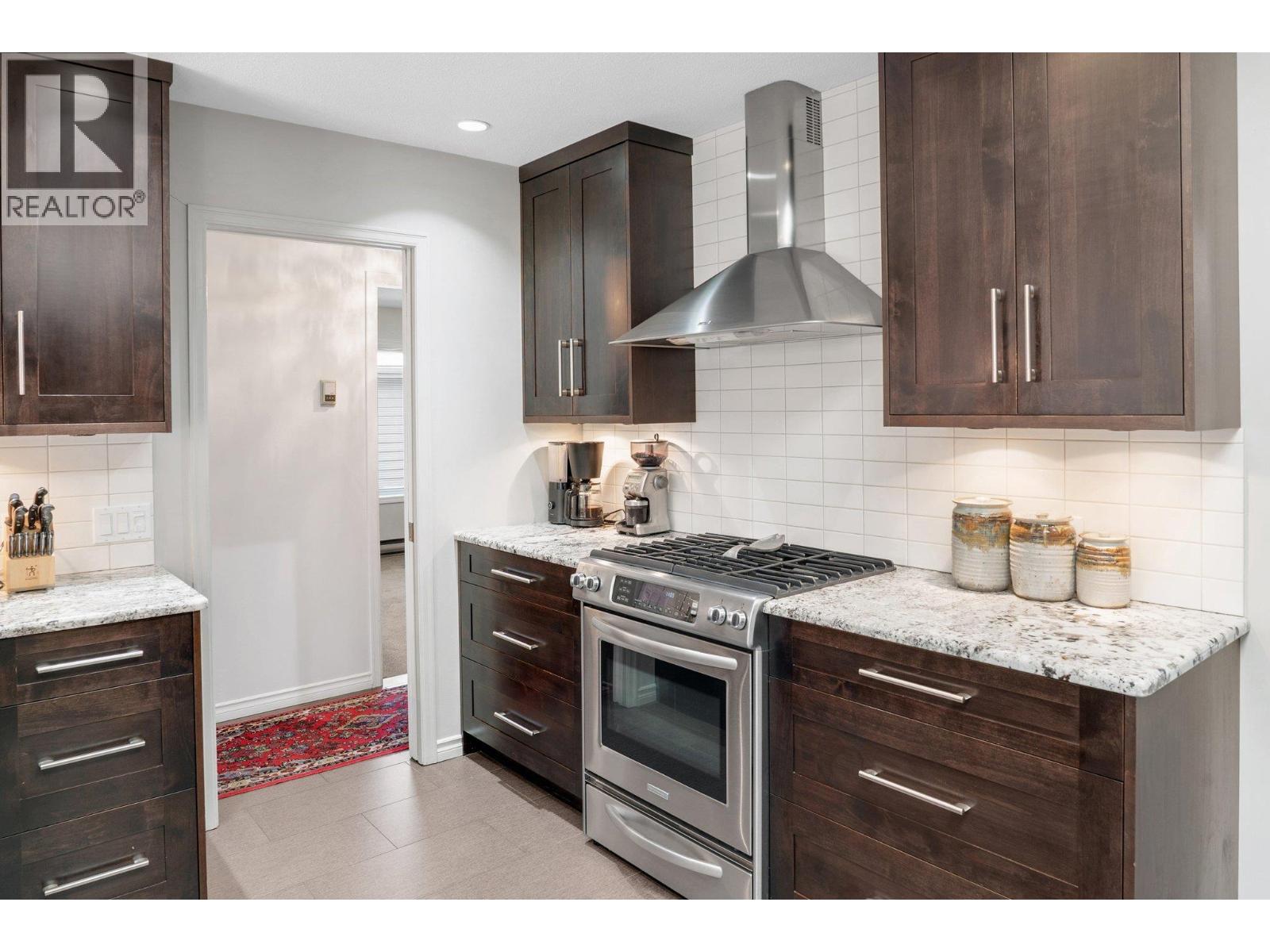 1530 Kelglen Crescent Unit# 21, Kelowna, British Columbia  V1Y 6K7 - Photo 8 - 10391549
